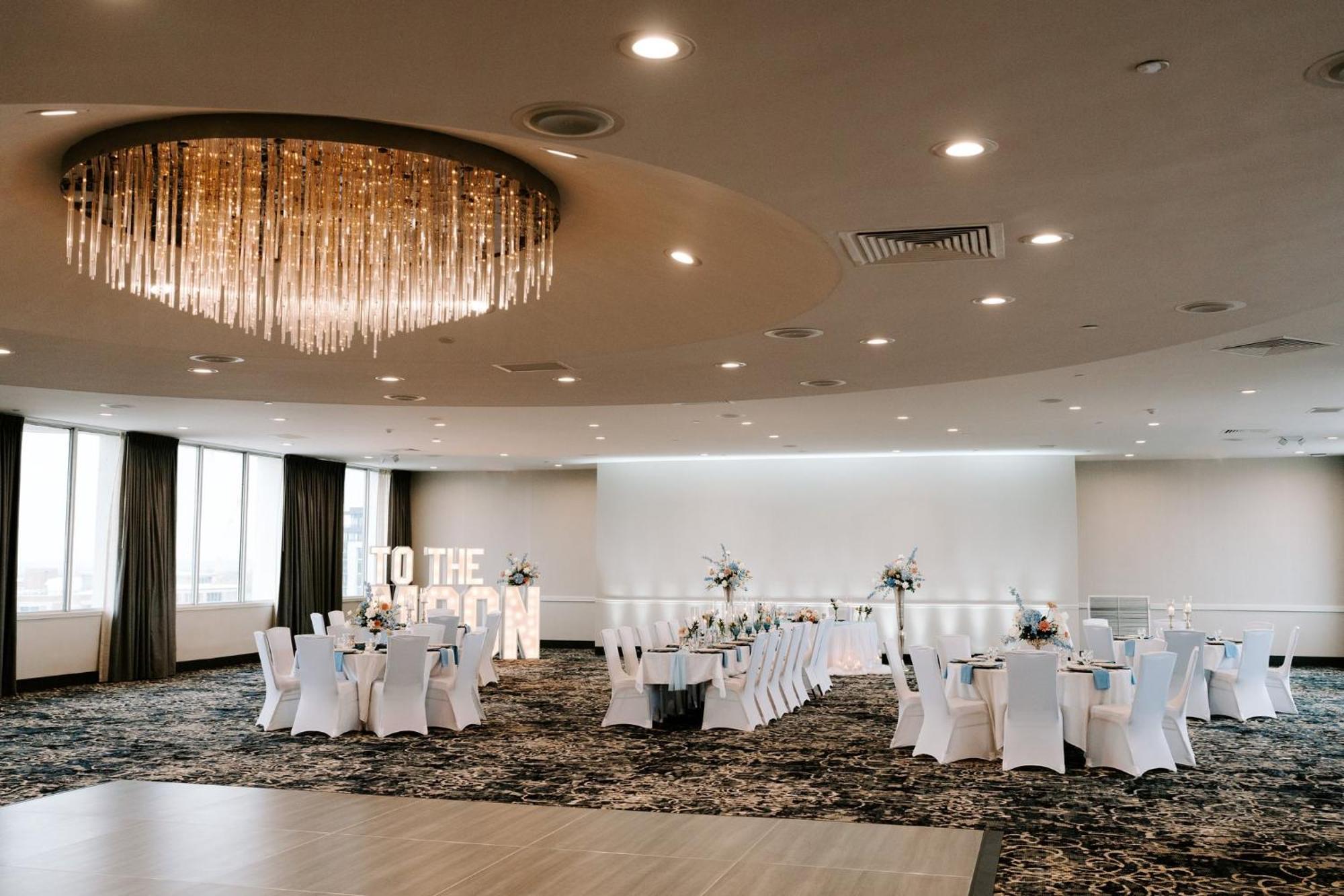 Holiday Inn Sioux Falls-City Center By Ihg Экстерьер фото